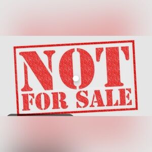 Nwt Mally Diamond Un-Powder. Contains 1 brush, 1 puff, & 1 Un-Powder. Fair/light